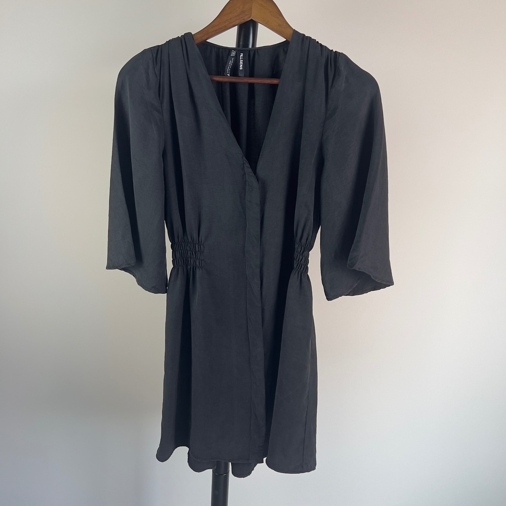 Zara Fillsens Black Smocked Waist Button Front Kimono Sleeve Mini Dress Size M